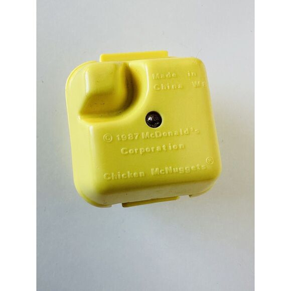 McDonald's 1987 Happy Meal Toy Changeable, Transformer CHICKEN MCNUGGETS ROBOT - Picture 2 of 6